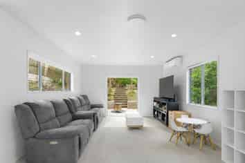 2/18 Orton Street, Glenfield