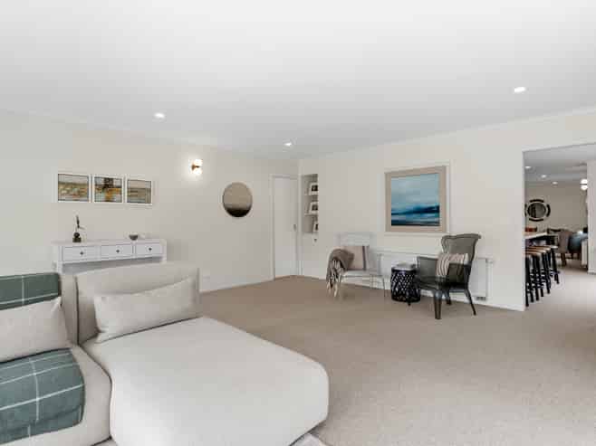 10 Erskine Street, Lake Hayes Estate