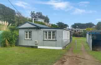 145 Kahukura Avenue, Waitarere Beach