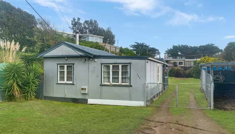 145 Kahukura Avenue, Waitarere Beach