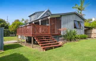 48 D'Oyly Drive, Stanmore Bay