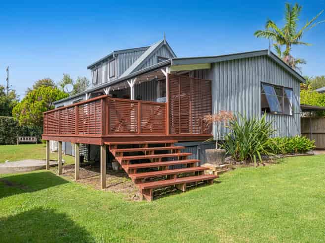 48 D'Oyly Drive, Stanmore Bay