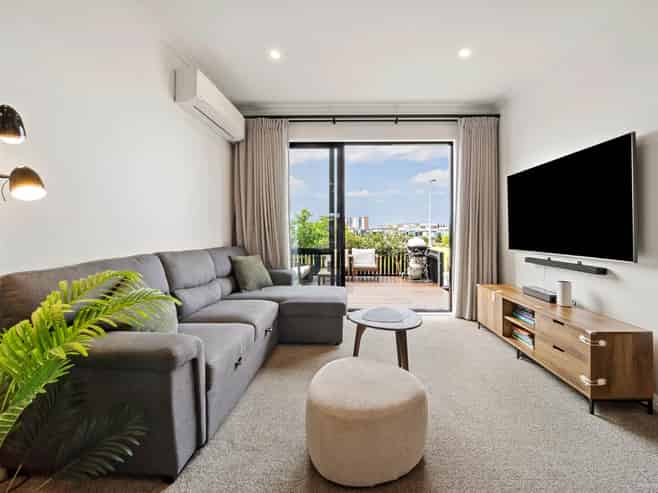 40 Nugget Avenue, Hobsonville