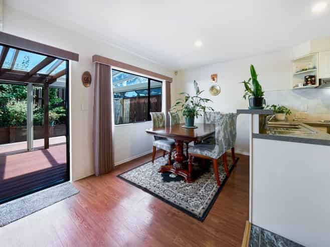 8/427 Albany Highway, Albany