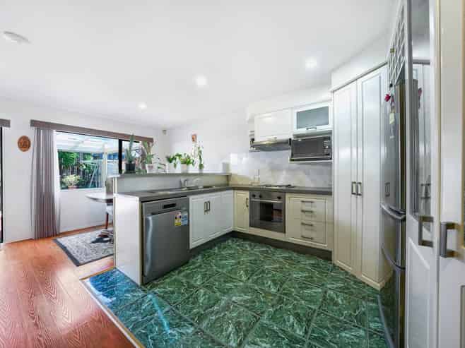 8/427 Albany Highway, Albany