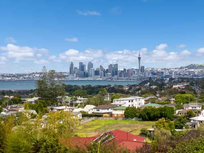 82-84 Ocean View Road, Northcote