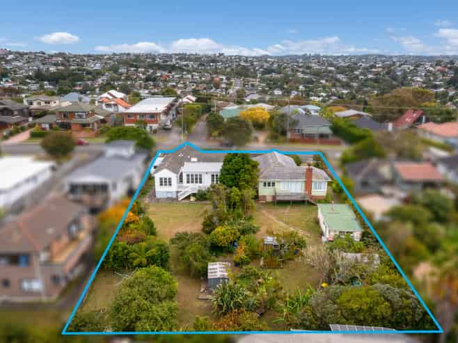 82-84 Ocean View Road, Northcote