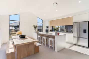 63 Dejoux Road, Winton
