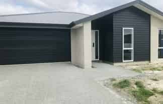 13 Midlane Cres, Richmond