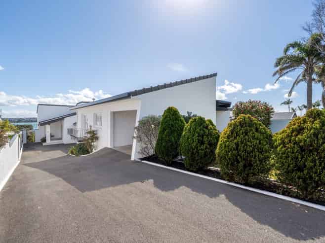 26 Falstaff Place, Half Moon Bay