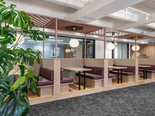 Spaces (IWG) on Customhouse Quay