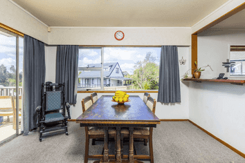 26  Cyclarama Crescent, Massey