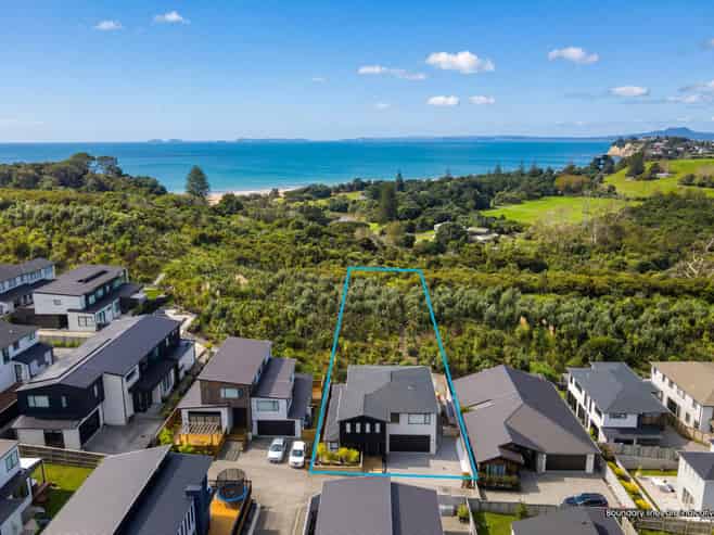 36 Longshore Drive, Long Bay