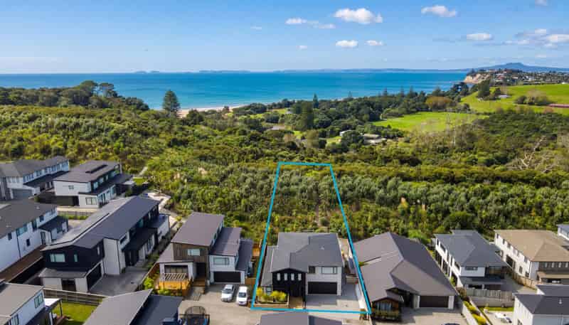 36 Longshore Drive, Long Bay