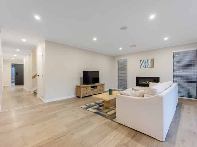 36 Longshore Drive, Long Bay