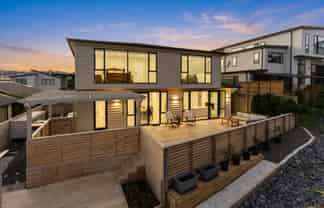 36 Longshore Drive, Long Bay