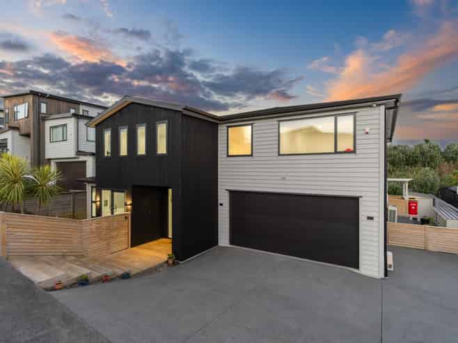 36 Longshore Drive, Long Bay