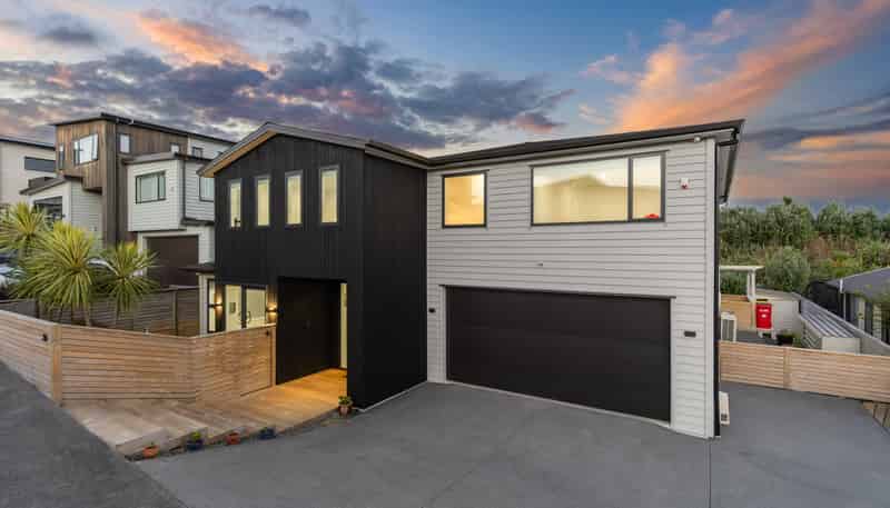 36 Longshore Drive, Long Bay