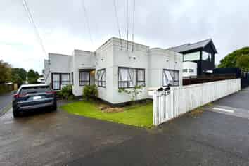 1/493 Point Chevalier Road, Point Chevalier