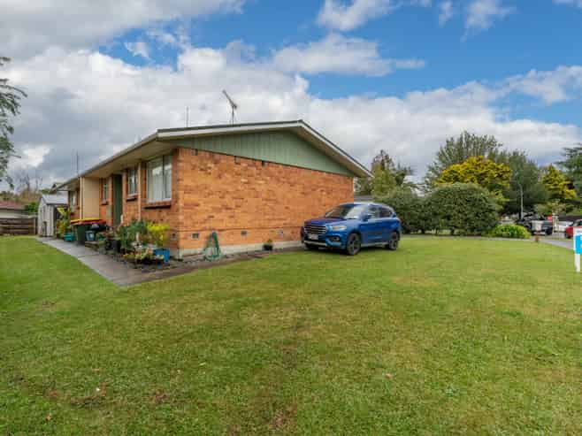 21A Kowhai Street, Hamilton Lake