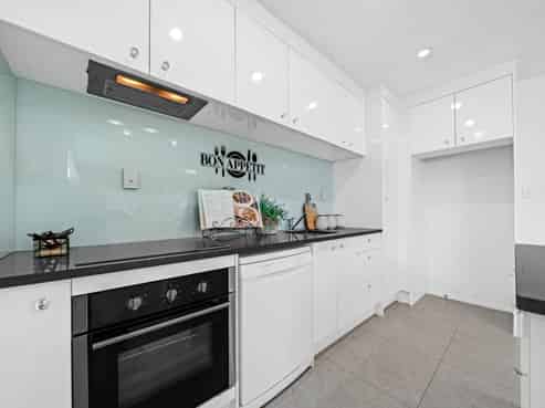 1/4 Preston Avenue, Mount Albert