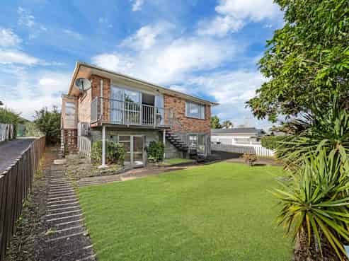 1/4 Preston Avenue, Mount Albert