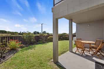 816 Papamoa Beach Road, Papamoa