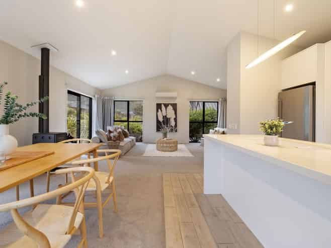 22 McKellar Drive, Jacks Point