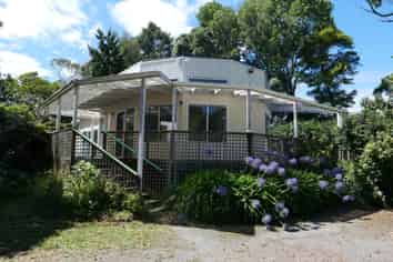 45 Greenaway Rd, Waikanae