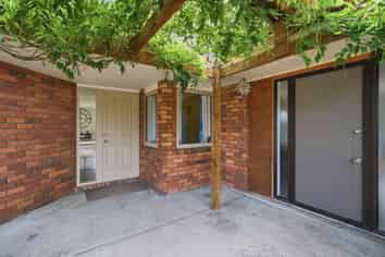 639 Depot Road, Oxford