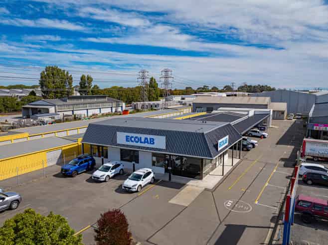 High Yielding Investment with Add Value Angle