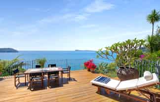 15 Pacific Drive, Tairua