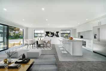  4C Pohutukawa Street, Woburn