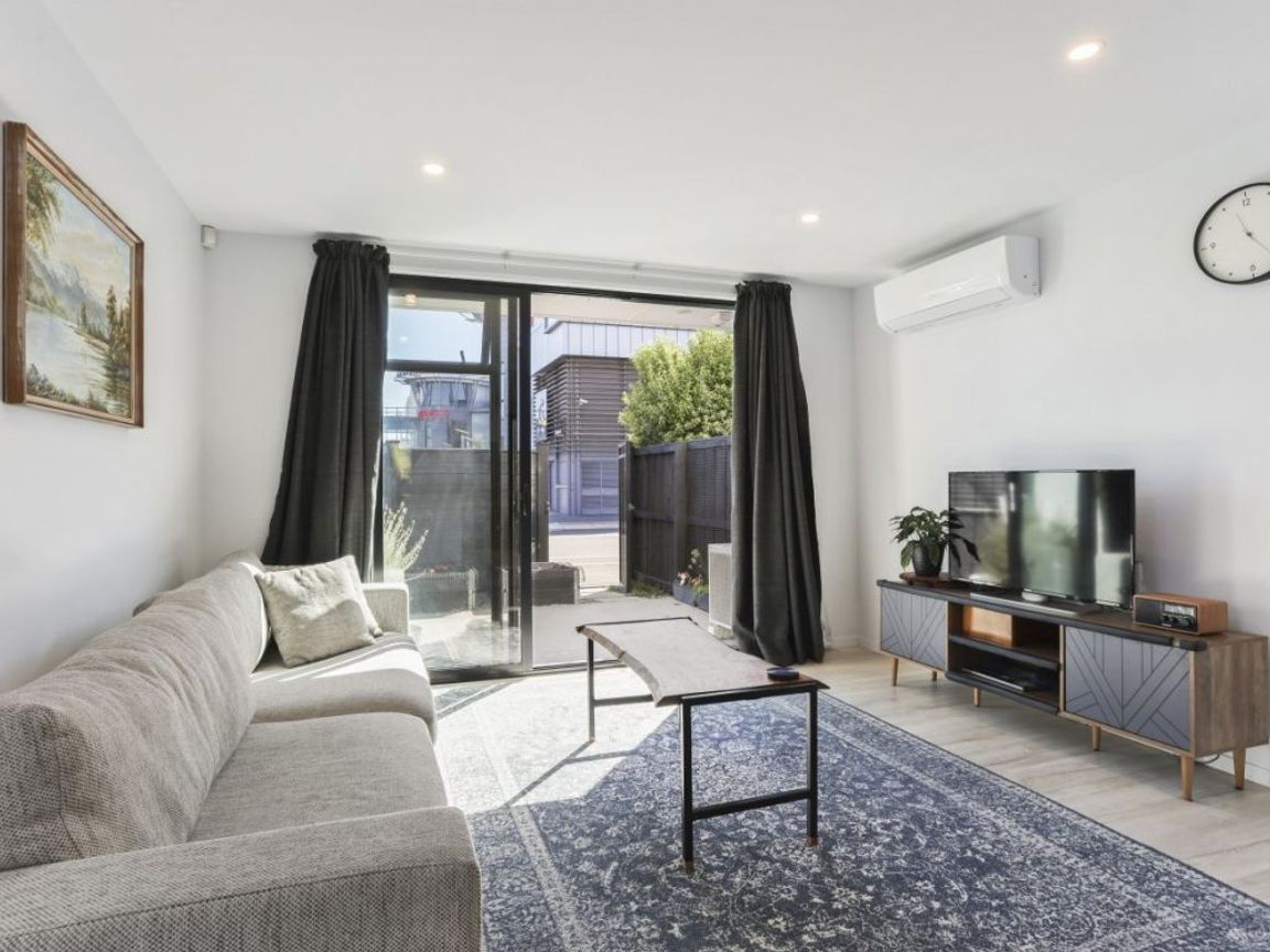 1/8 New Brighton Road, Shirley, Christchurch City, Canterbury - Photo 3