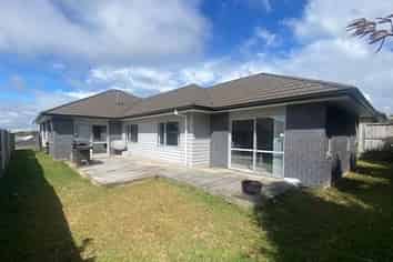 17 Lavender Way, Huntington