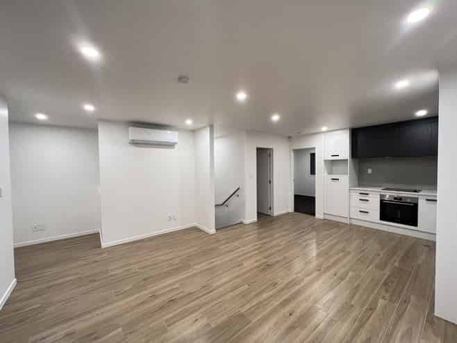 6C Hyde Street, Manurewa