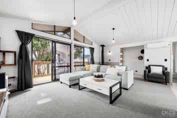 99 Gibbons Street, Ebdentown