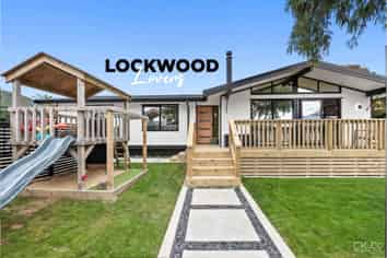 99 Gibbons Street, Ebdentown