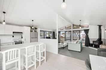 99 Gibbons Street, Ebdentown