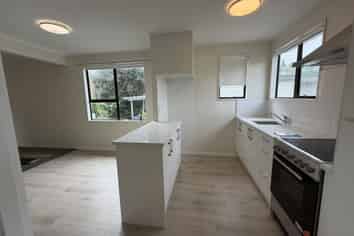 27H Rehia Road, Massey