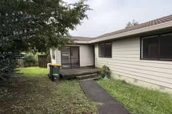 27H Rehia Road, Massey