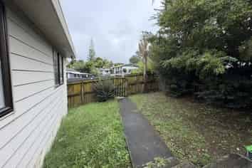 27H Rehia Road, Massey