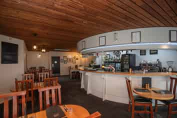 Austin 92 Restaurant