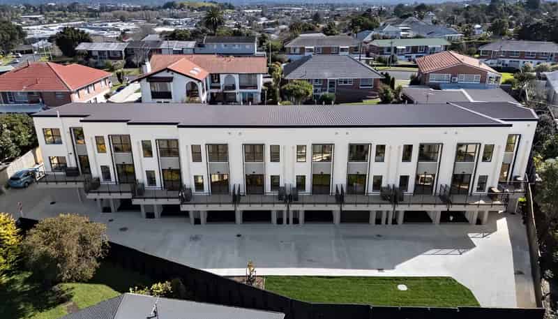 4/25 Warren Avenue, Three Kings