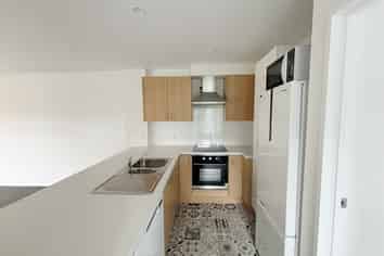 6/3 Grove Road, Addington