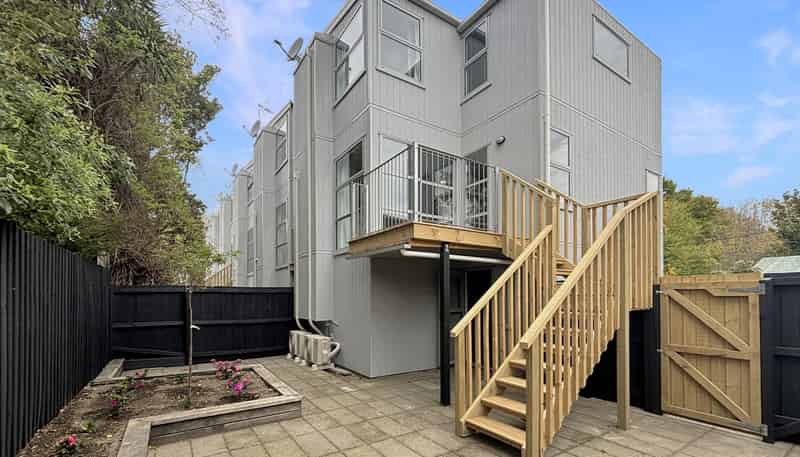 6/3 Grove Road, Addington