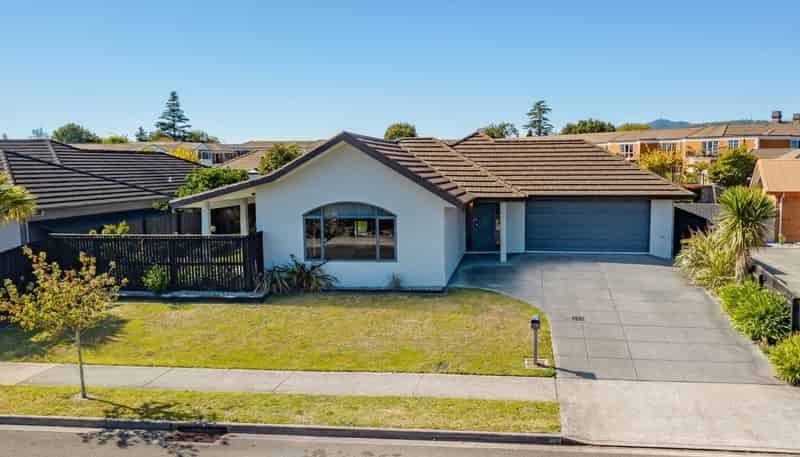 18 Best Place, Stoke