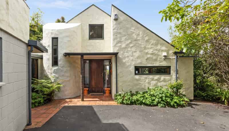 15 Hospital Lane, Napier Hill