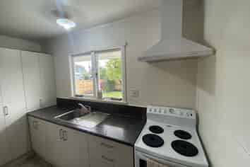 16 Coleridge Drive, Enderley