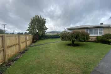 16 Coleridge Drive, Enderley